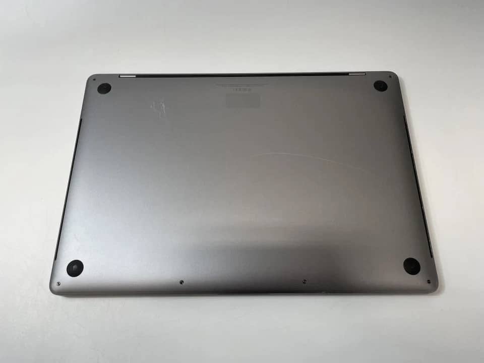 Apple MacBook Pro (2018) Computers Refurbished - Excellent 256GB 8GB