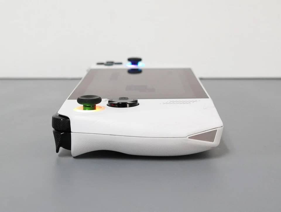 ASUS ROG Ally 7 Video Game Consoles New White
