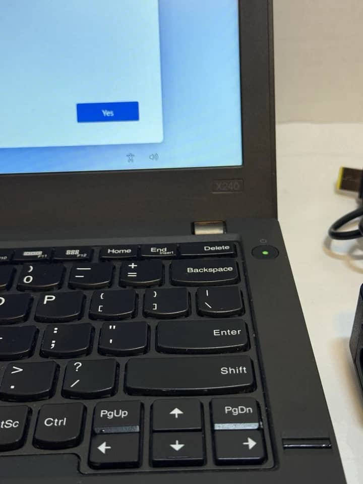 Lenovo ThinkPad X240 Computers Used - Good Unspecified 8GB
