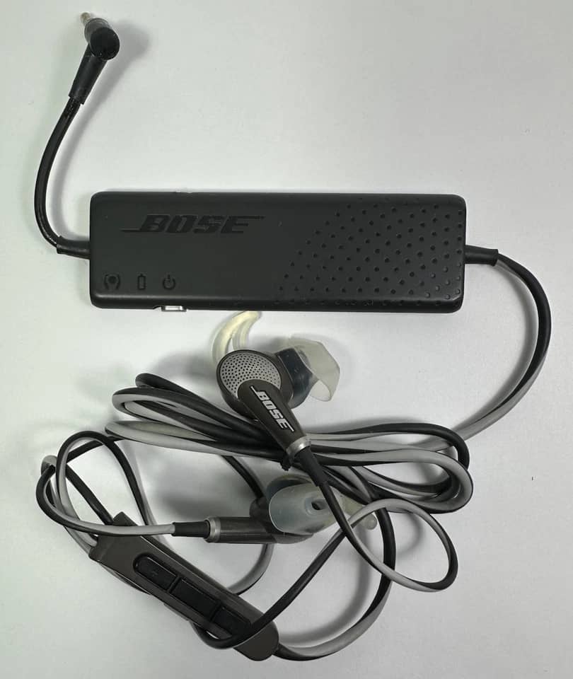 Bose QuietComfort 20 Headphones & Earbuds New Black