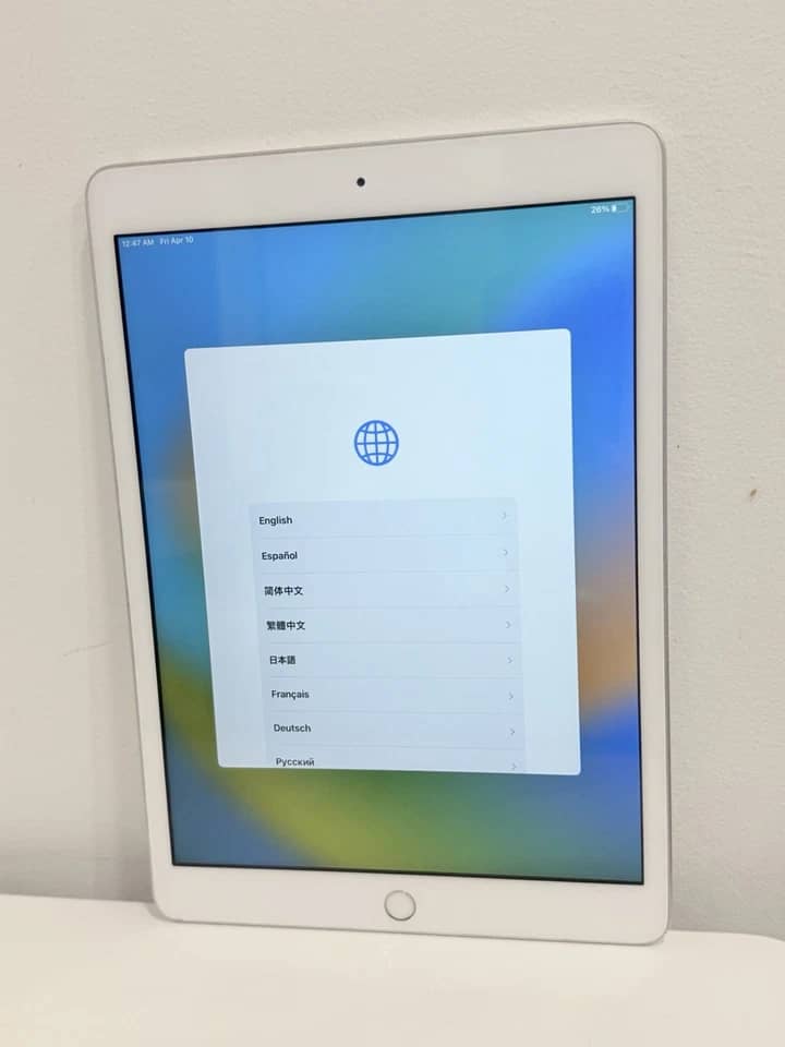 Apple iPad 8th Tablets Gold 32GB New