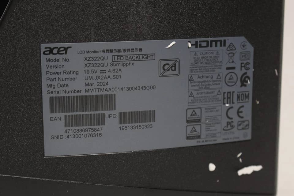 Acer XZ322QU Monitors New Black