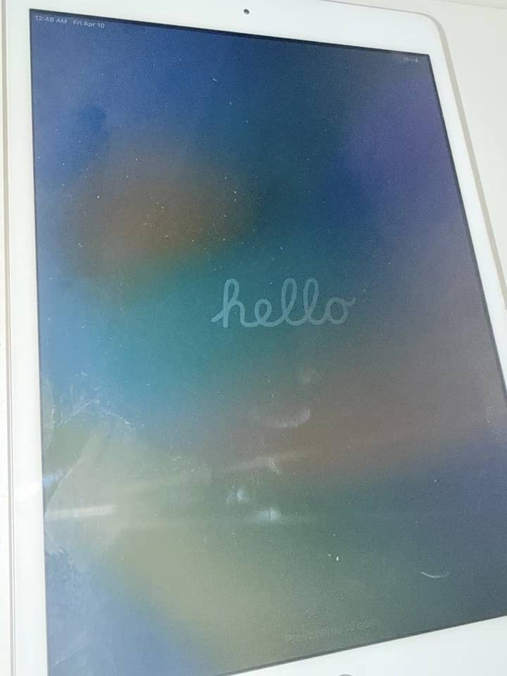 Apple iPad 8th Tablets Gold 32GB New