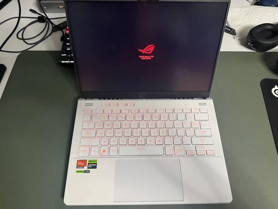 ASUS ROG Strix G14 Computers Used - Good 512GB 16GB