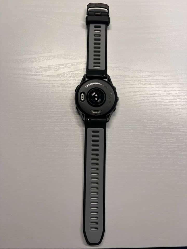 Garmin Garmin Forerunner 265 Smartwatches New Black