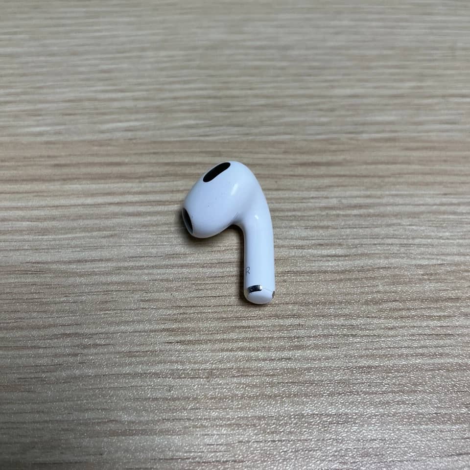 Apple AirPods 3 Headphones & Earbuds New White