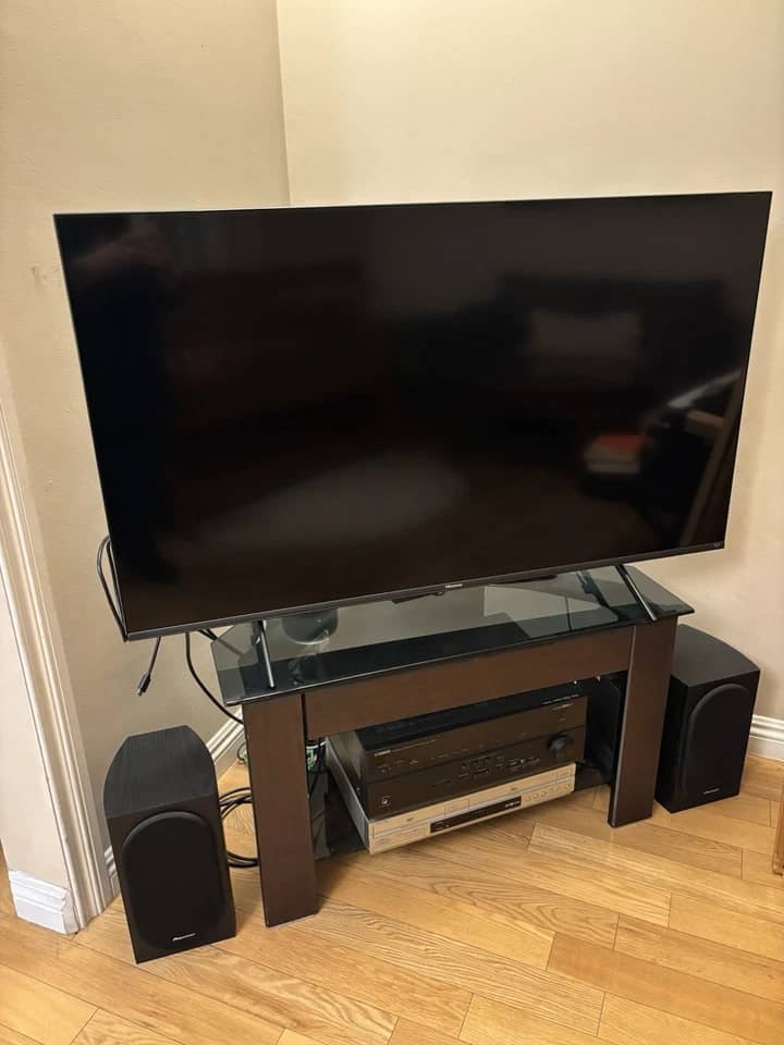 Hisense U6HF TVs New Black