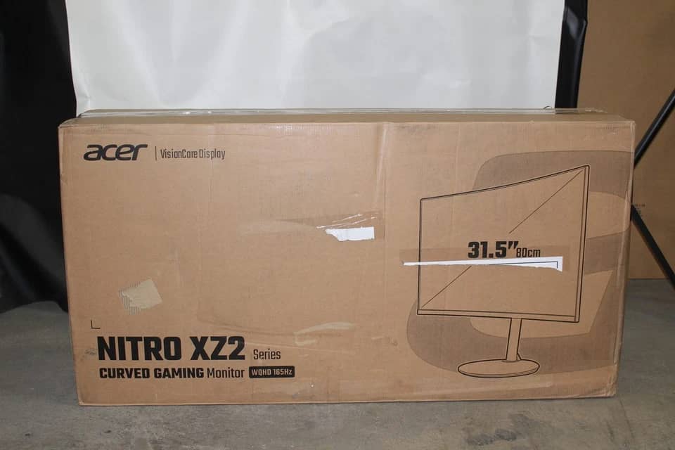 Acer XZ322QU Monitors New Black