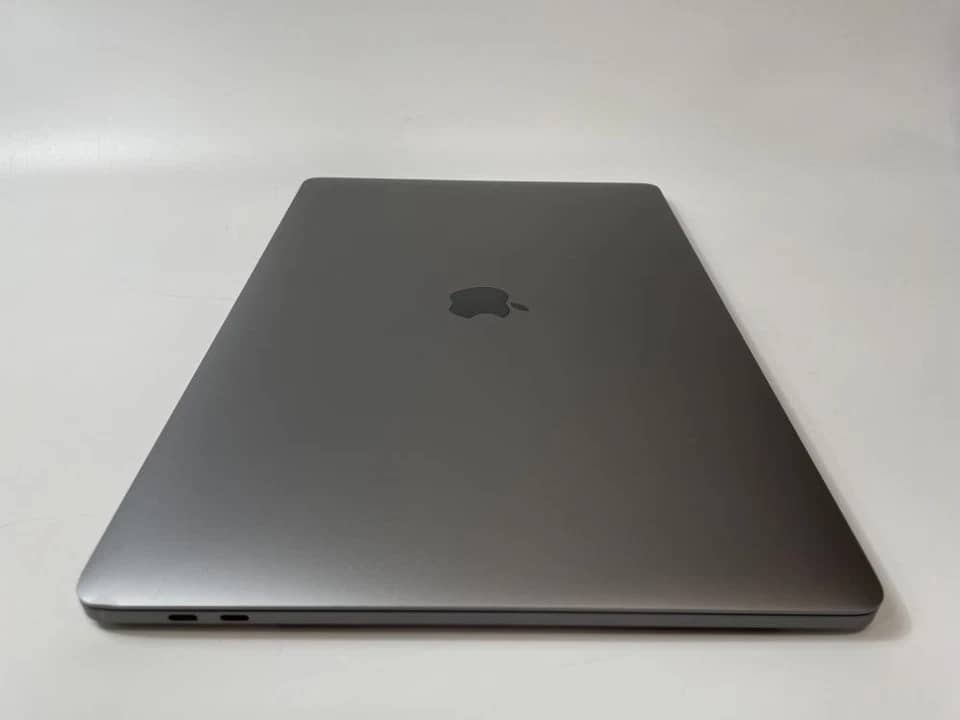 Apple MacBook Pro (2018) Computers Refurbished - Excellent 256GB 8GB