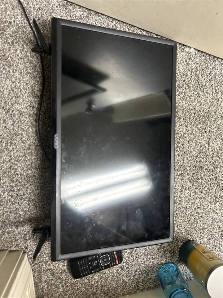 VIZIO VIZIO V-Series V555-H11 TVs New Black