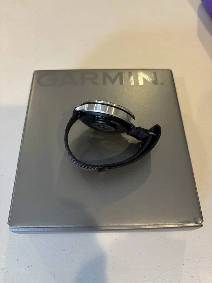 Garmin Garmin Venu 4 Smartwatches New Gray