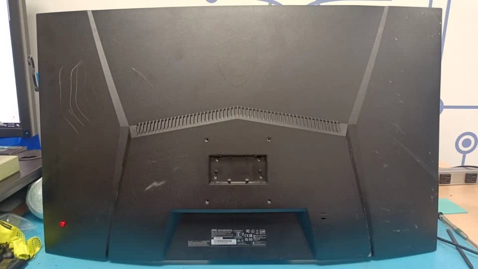 MSI G32C4X Monitors Open-Box Excellent Black