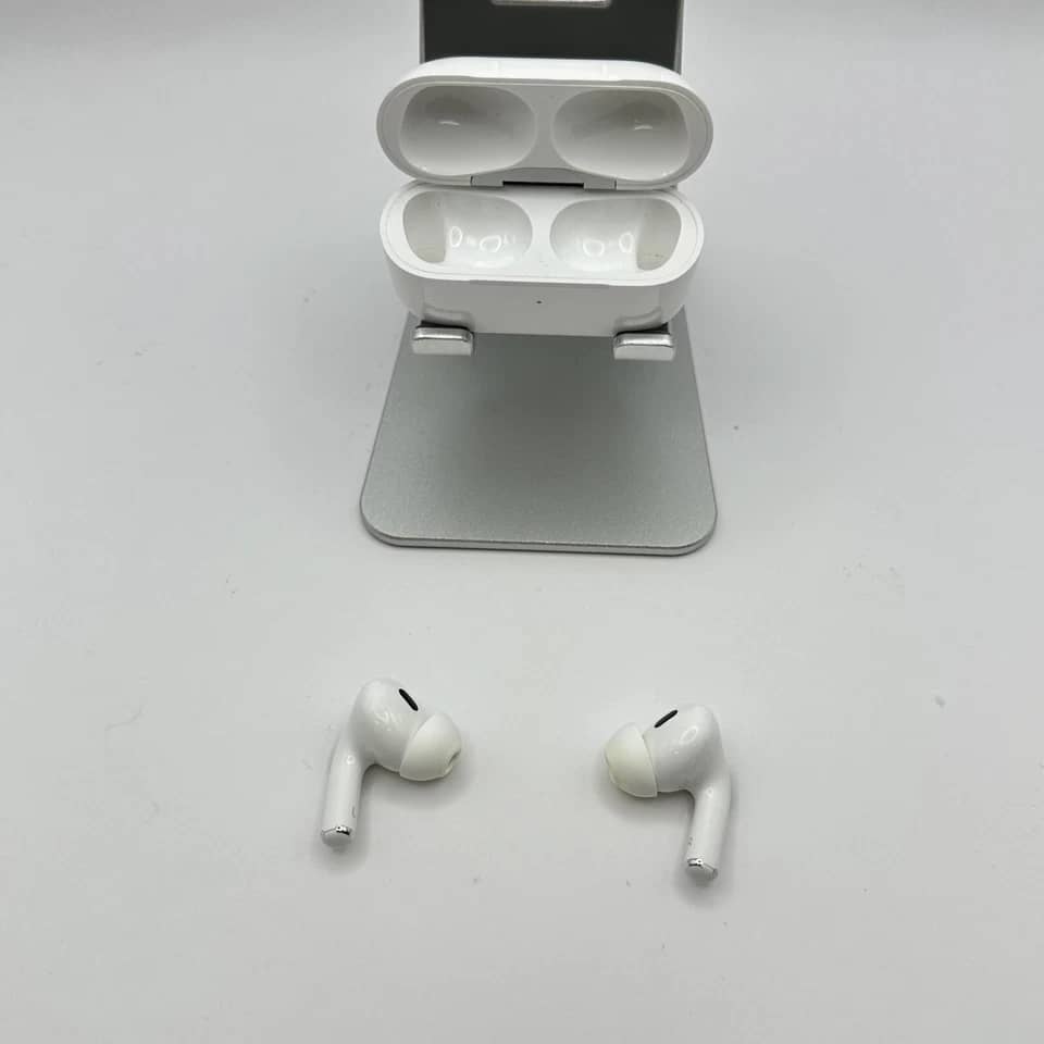 Apple AirPods Pro (2nd generation) Headphones & Earbuds New White