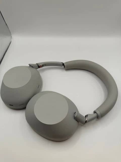 Sony WH-1000XM6 Headphones & Earbuds New Silver
