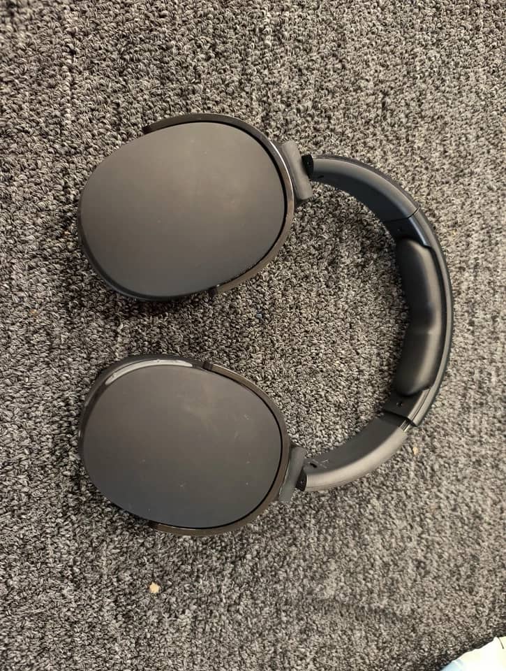Skullcandy Hesh 3 Wireless Headphones & Earbuds New Black