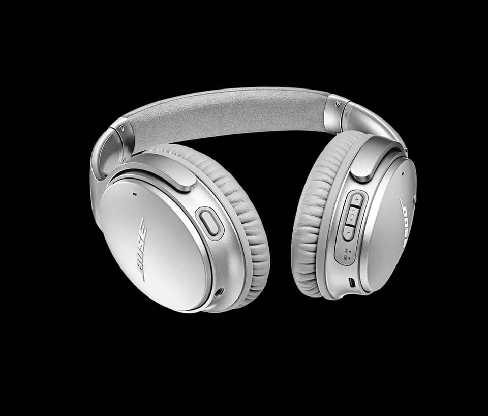 Bose QuietComfort 35 II Headphones & Earbuds New White