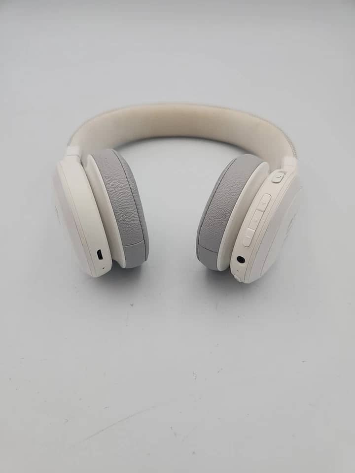JBL Live 400BT Headphones & Earbuds New Black