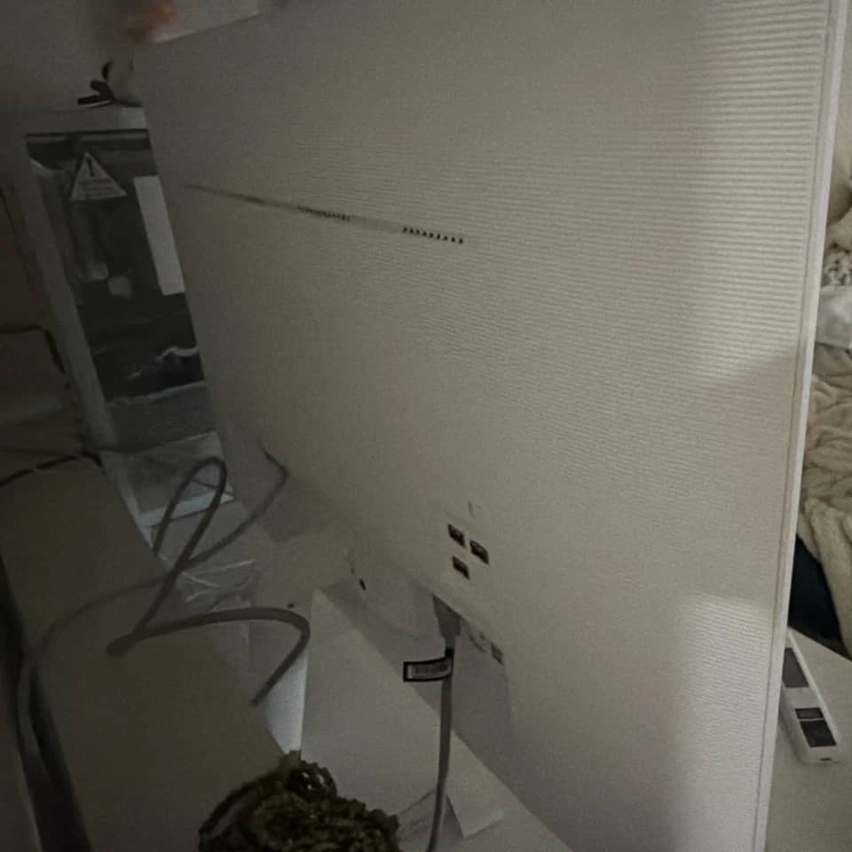 Samsung M5 Monitors New Black