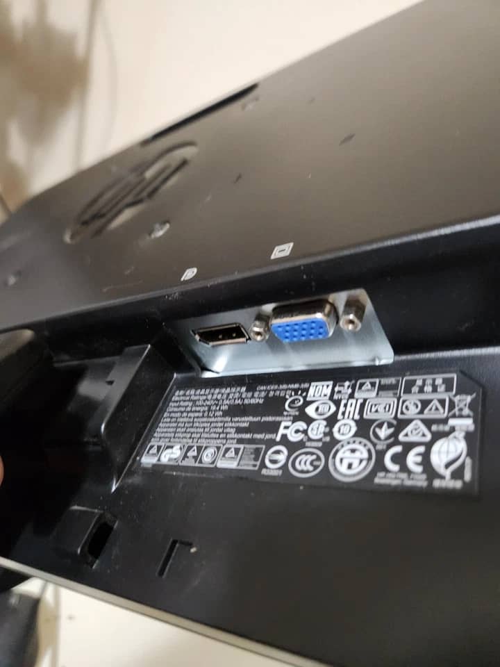 HP 2011x Monitors Used - Good Black