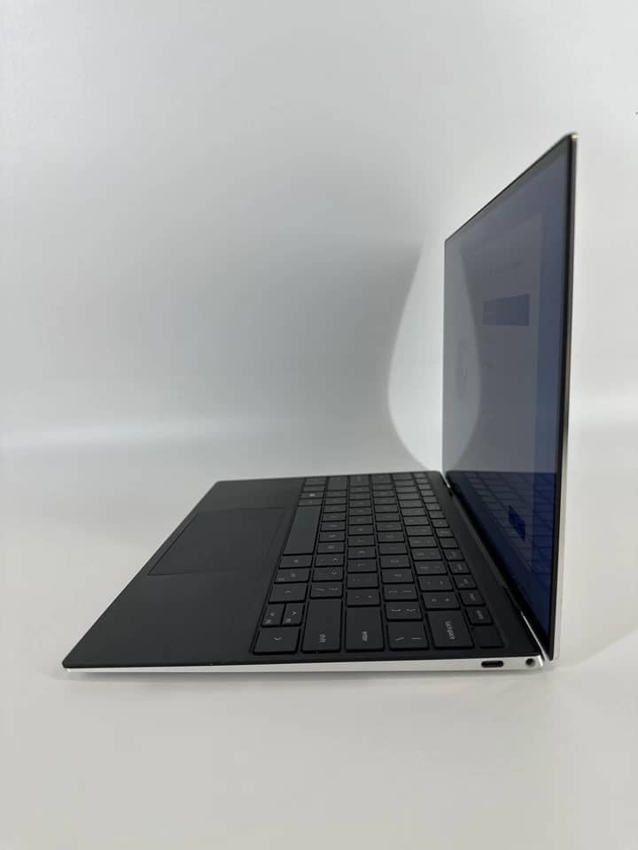Dell XPS 13 9310 Computers Refurbished - Good 256GB 6GB