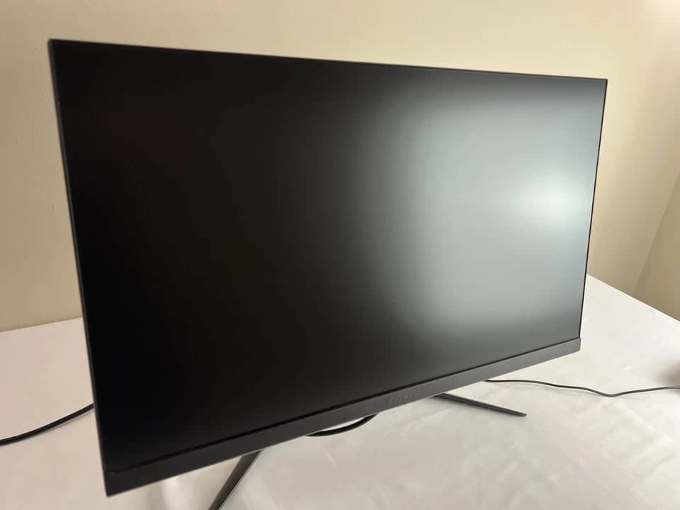 MSI Optix G272 Monitors New Black