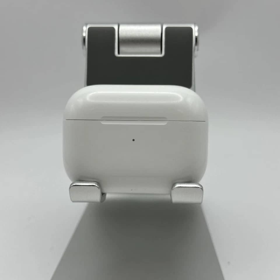 Apple AirPods Pro (2nd generation) Headphones & Earbuds New White