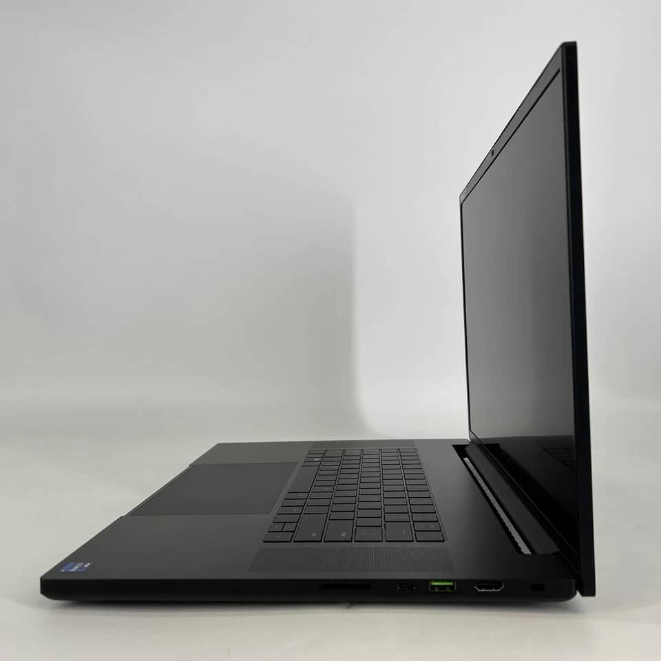 Razer Blade 18 Computers New 1TB 32GB