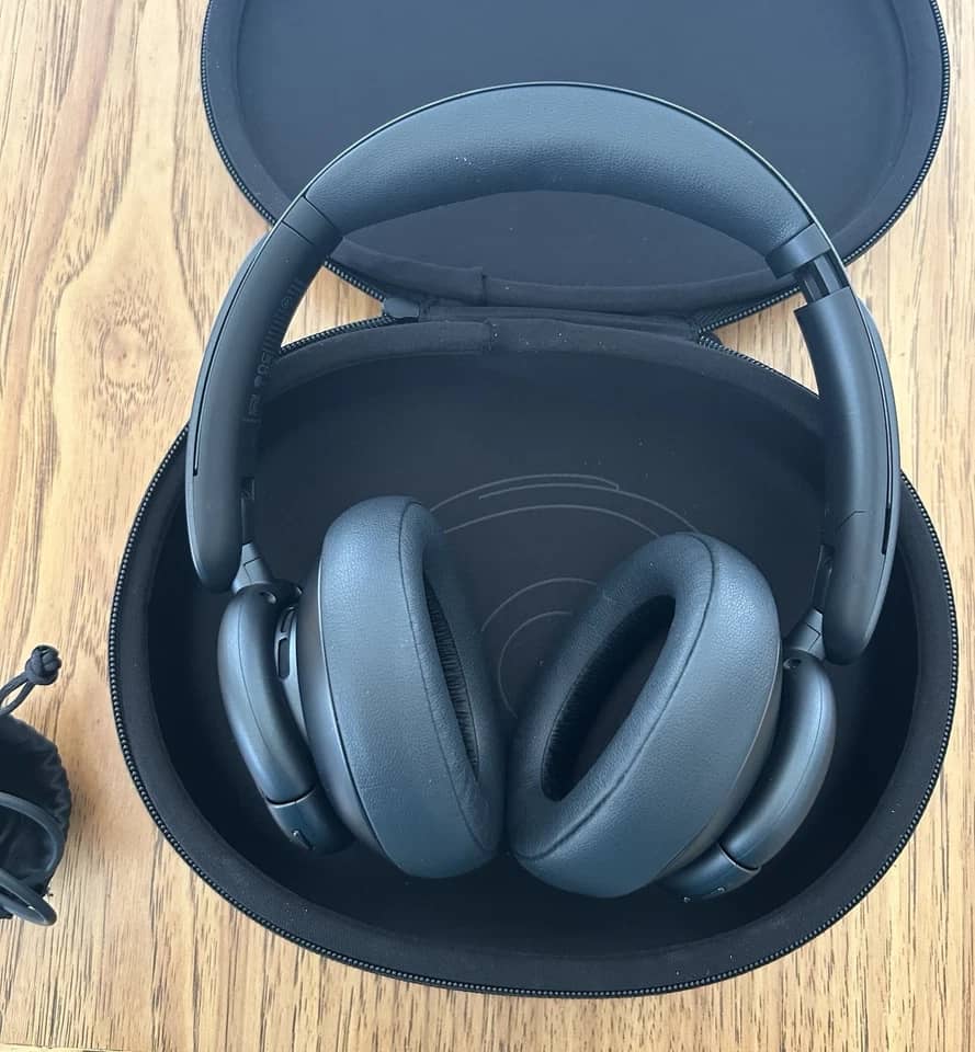 Soundcore Life Q35 Headphones & Earbuds Used - Good Pink