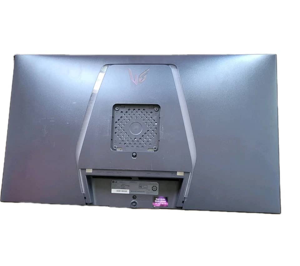 LG 32GS95UE Monitors Used - Good Black