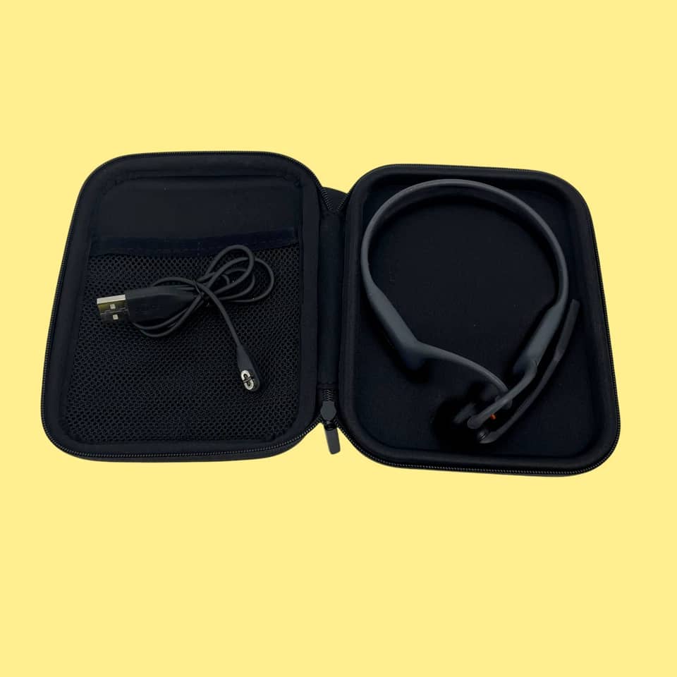 Shokz OpenComm Headphones & Earbuds New Black