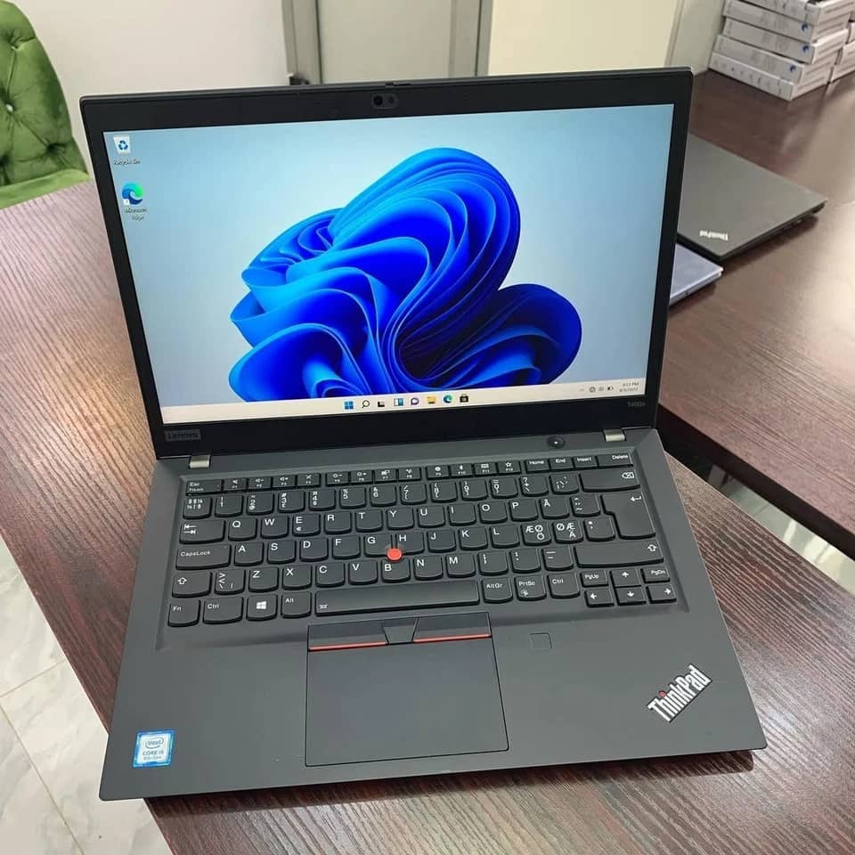Lenovo ThinkPad T490s Computers New Unspecified 8GB