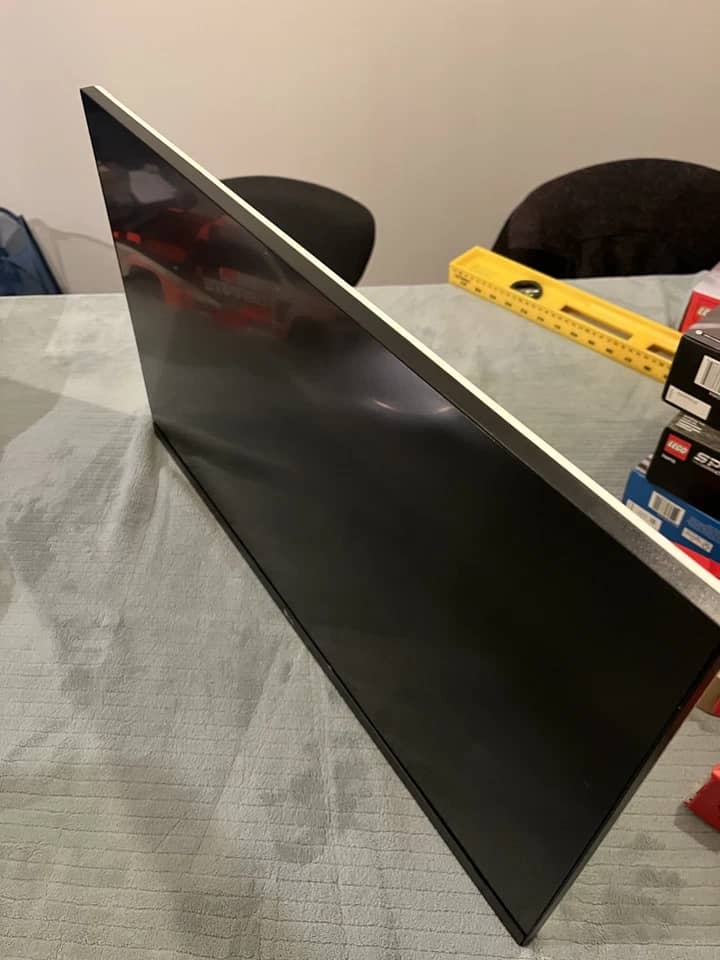 LG 27BL85U Monitors New Silver