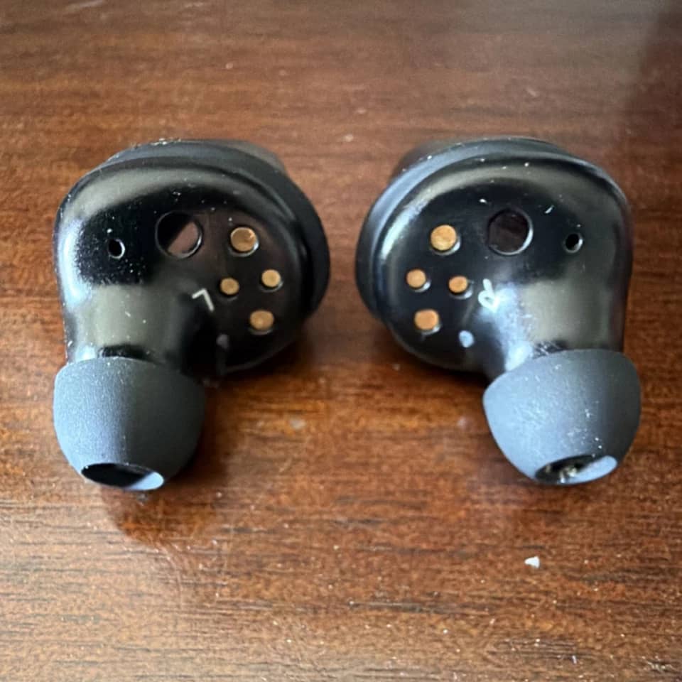 Sennheiser Momentum 3 Wireless Headphones & Earbuds New Black