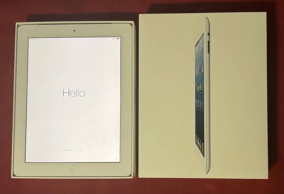 Apple iPad 2 Tablets White 16GB New