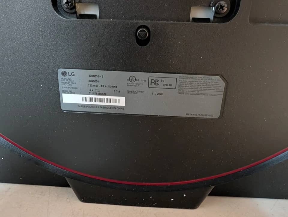 LG 32GN650 Monitors New Black