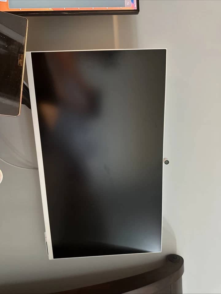 Samsung M70B Monitors Used - Good Black