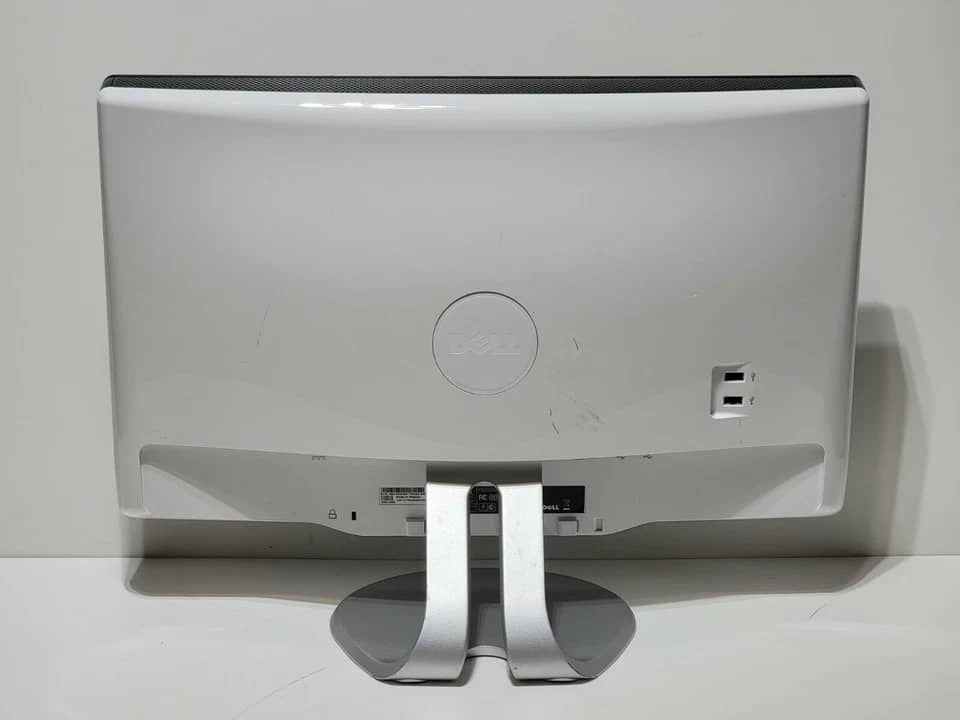 Dell P2210 Monitors Used - Good Black