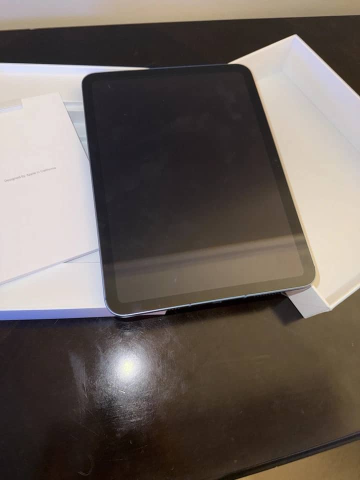 Apple iPad 10th Tablets Blue 64GB New