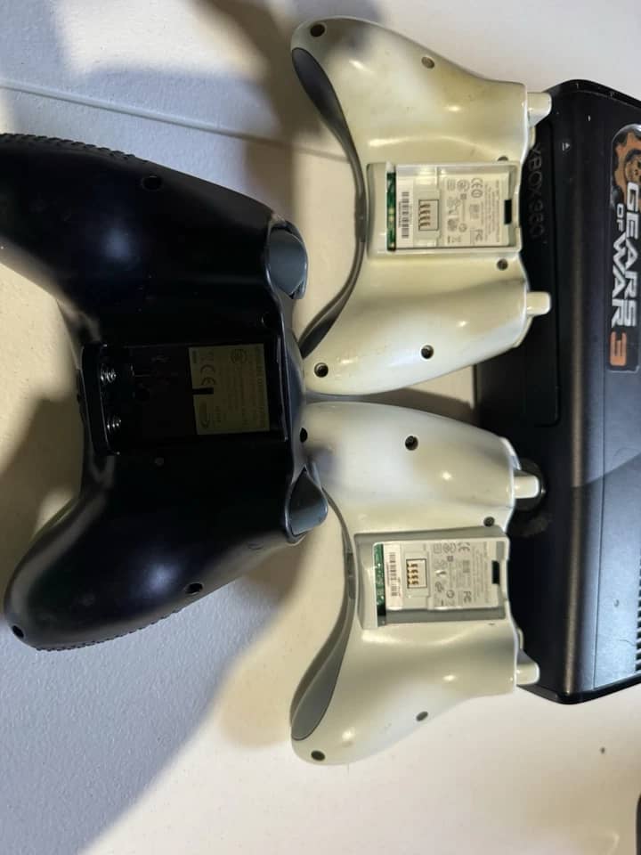 Microsoft Xbox 360 S Video Game Consoles New Black