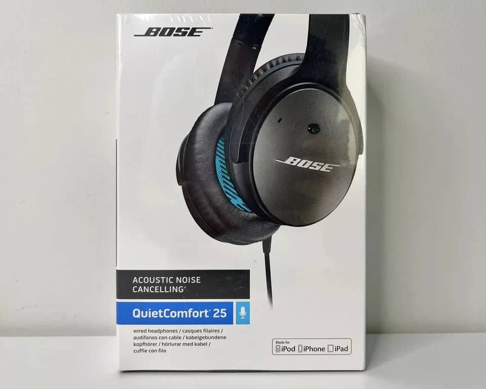 Bose QuietComfort 25 Headphones & Earbuds New Black