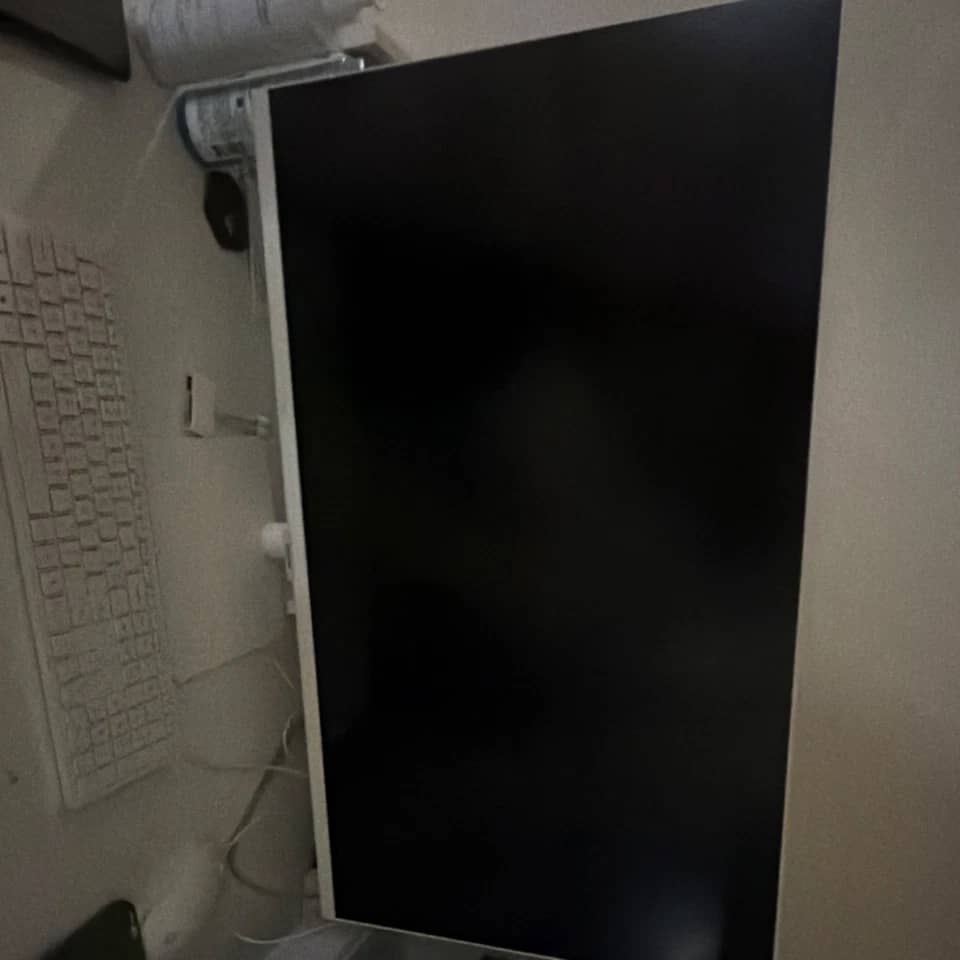 Samsung M5 Monitors New Black