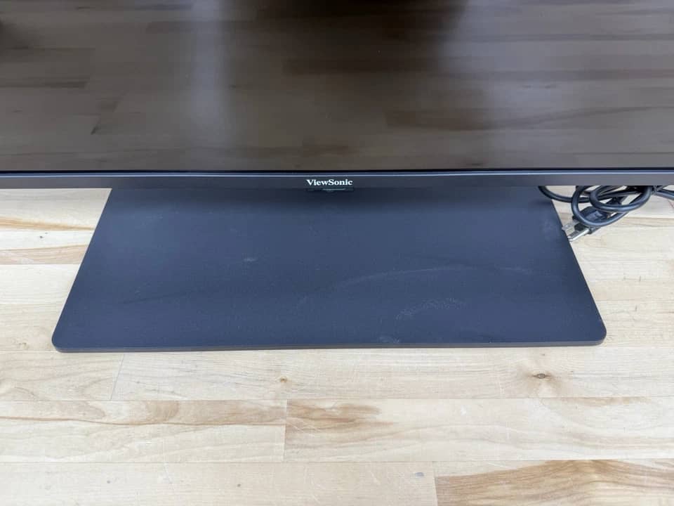 ViewSonic VX4381-4K Monitors New Black
