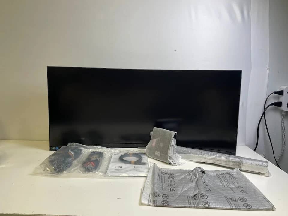 Samsung S65UA Monitors New Black