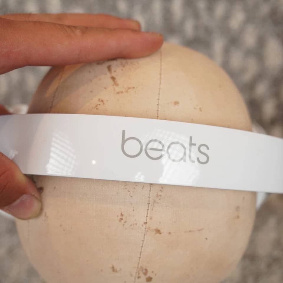 Beats Studio 2 Wireless Headphones & Earbuds New Blue