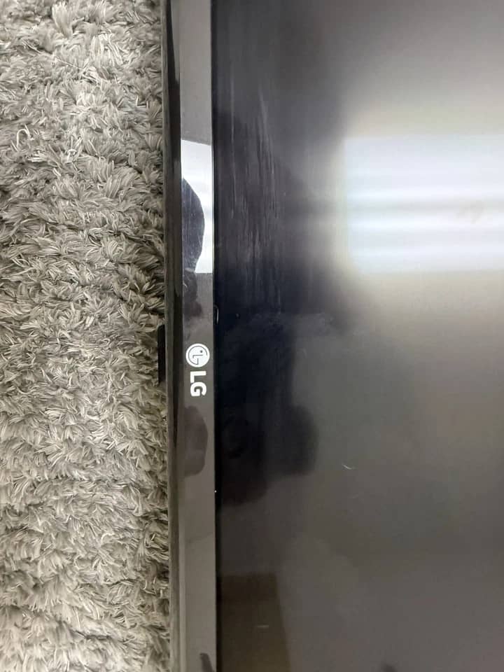 LG 75un7070puc TVs New Black