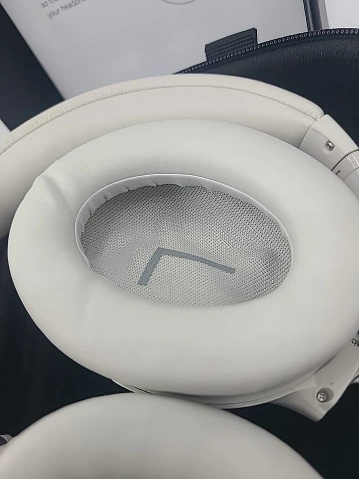 Bose QuietComfort 45 Headphones & Earbuds New Green