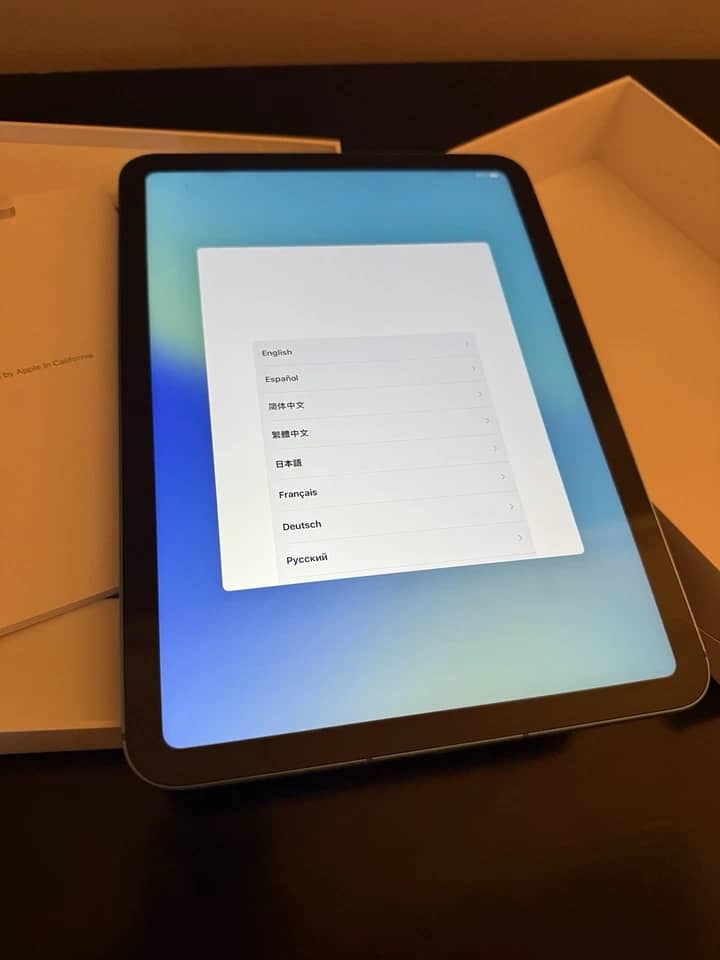 Apple iPad 10th Tablets Blue 64GB New