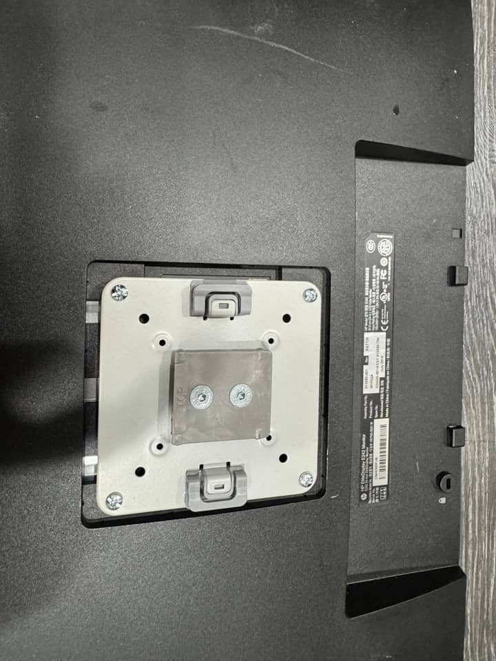 HP E242 Monitors Used - Good Black