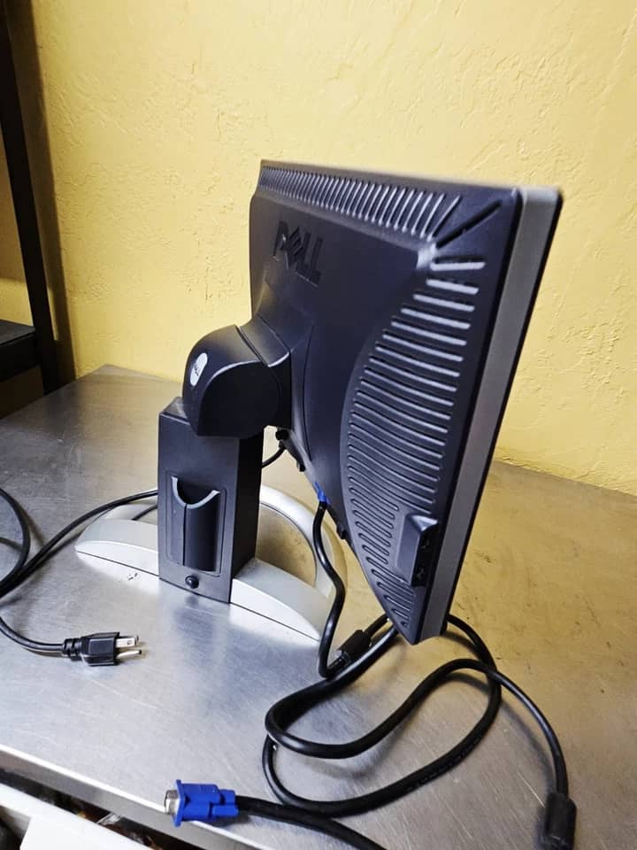 Dell 1704FP Monitors Used - Good Black