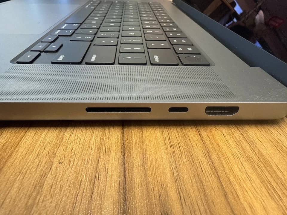 Apple MacBook Pro 14 Computers Refurbished - Good 512GB 16GB